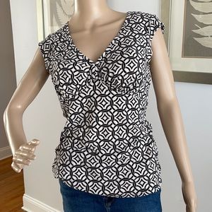 BCBG top size large